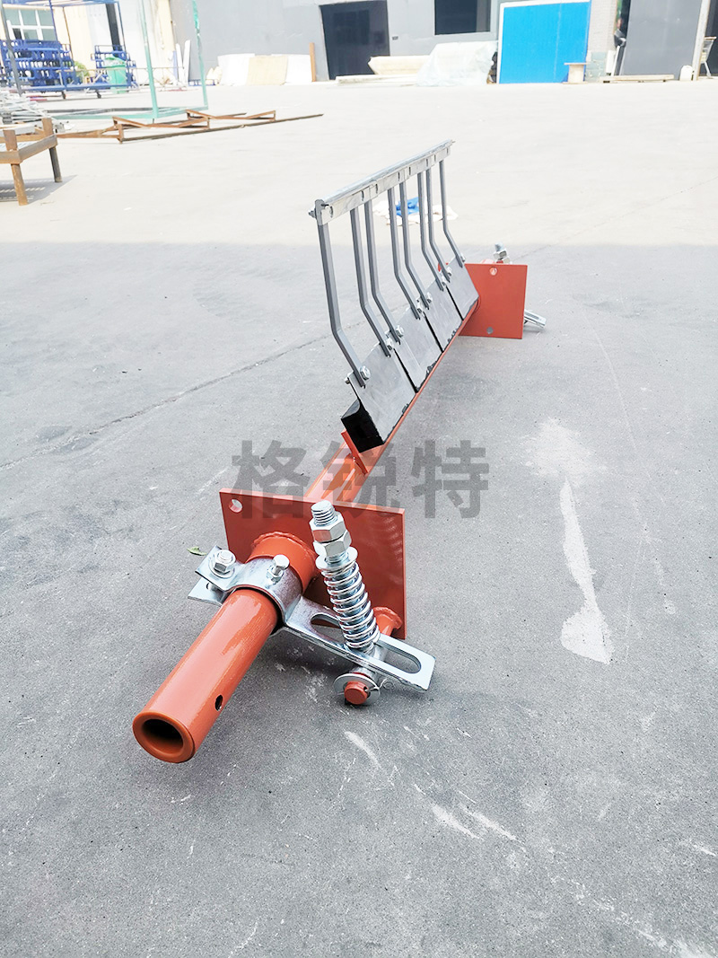 第 一道合金清掃器(YQ-DTEH) 第 一道合金清掃器(YQ-DTEH)